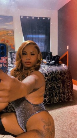 Carmel Curvy Female Escort in Las Vegas (29) — Affectionate, worship & quick sessions - 1