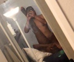 Palm Springs Male Escort — preferencia por personas mayores (interactivo) y mensajes de texto - Image 3