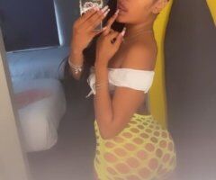 Baton Rouge escorts - Baton Rouge Female Escort — Wet Party, tight grip
