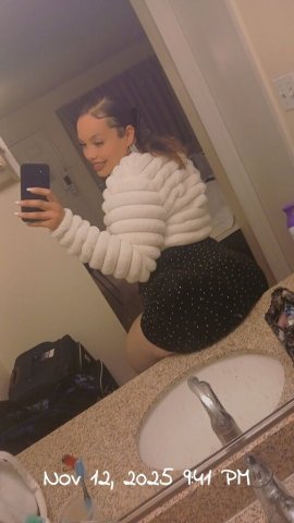Thick Puerto Rican & Dominican escort with fetish-friendly options - 1