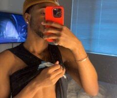 Baltimore Outcalls Male Escort — Spoiling treatments & surprises - Image 2