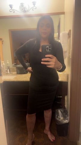 Salem OR Latina MILF Female Escort — Two girl show, solo & 2 ladies - 1