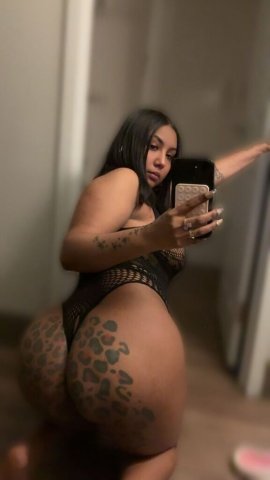Manhattan NY Female Escort — Kiss, GFE, and BBJ (Extra Services) Incalls - 1