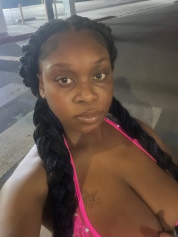 Inglewood (LAX) 19-Year-Old Female Escort — Outcall Car Dates - 1