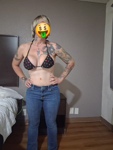 Ryan — Phoenix Female Escort (Full Service Car Date Specials) - 1