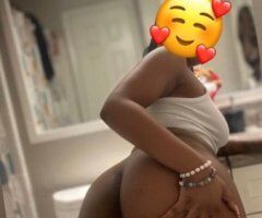 Chicago Female Escort — incalls & outcalls in the north suburbs (deposit required) - Image 4