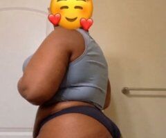 Charlotte NC Incalls Only Female Escort - Image 3