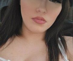 Phoenix escorts - Aspen — Busty Brunette Playmate Incall Available (Real Pics)
