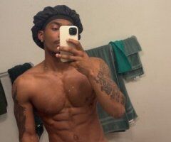 Las Vegas escorts - Las Vegas Male Escort — car sesh $200, sex $300, massage w/sex $350