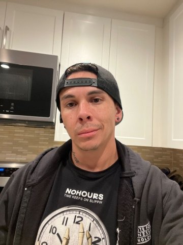 San Jose CA Male Escort — Massage and hangouts with a heterosexual man - 1