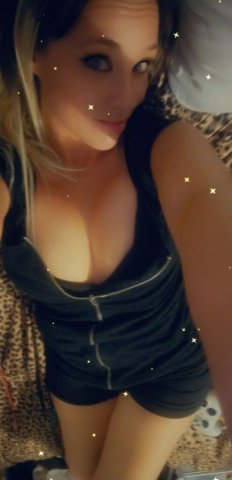 Denver Mature Escort — Petite Italian Companion (QV & Half Hour, Outcall) - 1