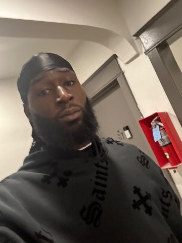 South Jersey Male Escort for Massage & Fantasy Play (Apartment or Drive) - 1