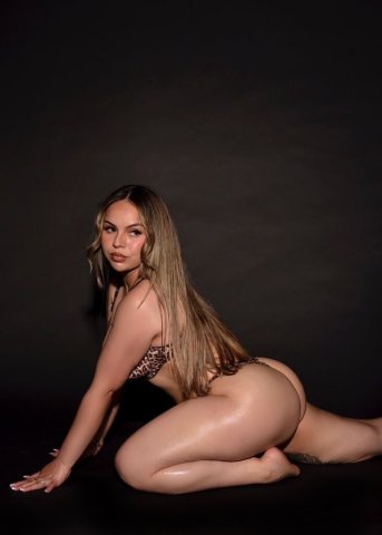 Outcalls, Facetime & Content Sales — ViviDinero (24) - 1