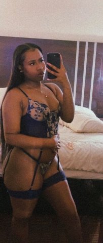 Atlanta Female Escort — Incall only, chocolate vibe, hotel fun - 1