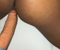 Everett escorts - Everett WA Male Escort — 5'3" Masculine Dom, 8"