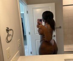 Columbia SC Female Escort — cream ride, car visits - Image 3