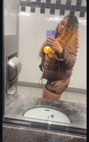 Aribabby in Sacramento, CA — lightskin redbone escort (incalls + cardate outcall) - 1