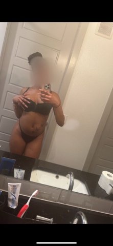 Boston, MA Outcalls for Clean, Respectful Men — No GFE - 1