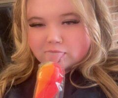 Snow White — Jonesboro, AR Female Escort (Outcalls) - Image 3