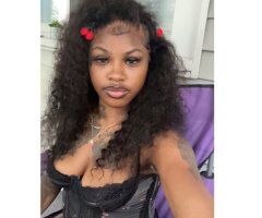 Toledo Outcall Escort — FaceTime Verification, Tattoos, No Car Dates - Image 2