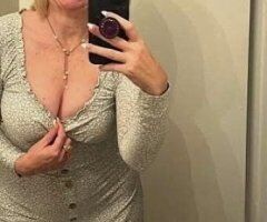 Oakland/East Bay escorts - 42+ East Bay 42 Years Older Women Escort — Full Service (BBJ, Oral, Anal) + Video/Sex