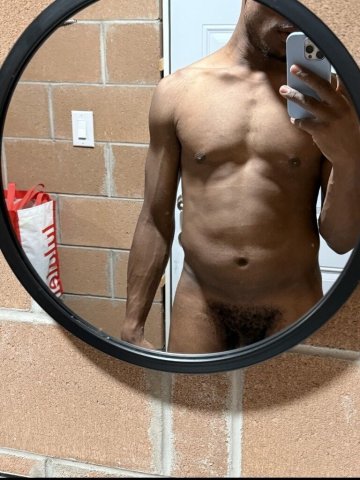 Pensacola Male Escort — outcalls + facetime, half or hour time options - 1