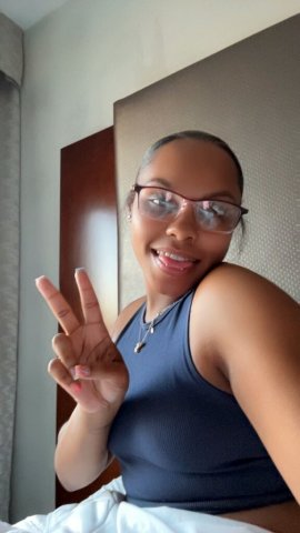 Pittsburgh Female Escort — Creamy Super Grip - 1