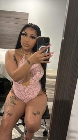 Myrtle Beach Female Escort — Dinner Dates, Overnights & Fetish Friendly - 1