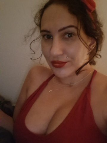 Daytona Female Escort — Beach life, in-call specials till 8:30 - 1
