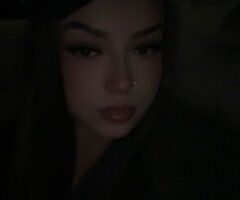 Houston escorts - Houston Thick Curvy Escort — Long Legs, Soft Hands, FT Shows