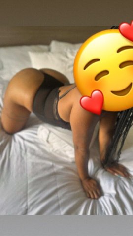 Charlotte NC Incall GFE — 5'4 petite black & asian - 1