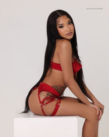 Providence RI Escort — Incall/Outcall Dates & Massages - 1