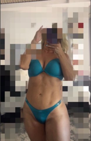 Westchester, New York — Female Escort - 1
