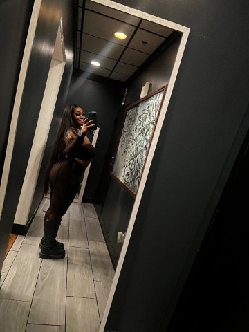 Baltimore Thick Ebony Escort — Incall Only (BBJ & QV) - 1
