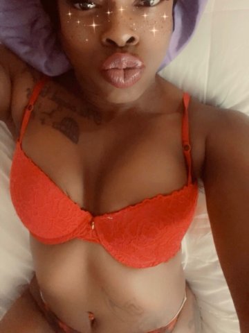 Raleigh-Durham Female Escort — Incall Only (Super Head Pleaser) - 1