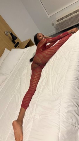 5'6 Flexible Barbie Escort (21) — FaceTime/IG/Google Duo - 1