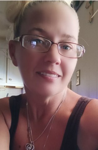Paige (44) in Tampa, FL — Discreet In-Call Female Escort (No Nudes) - 1