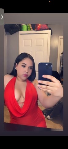 Canela  (23) — Raleigh-Durham Brunette Latina Escort - 1