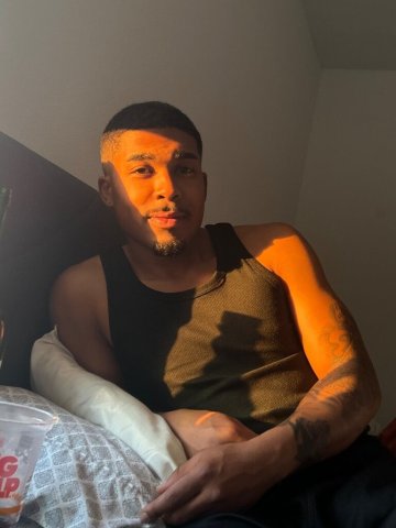 Palm Bay Male Escort — Massages Available, BF/BBWs Welcomed - 1
