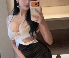 Denver escorts - Denver CO Female Escort — hot body, long hair