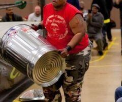 Philadelphia Chef/Pro Wrestler — female incall companion (Memorial Day special) - Image 4