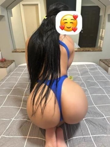 Long Beach Latina Escort — oral and big-bust services - 1