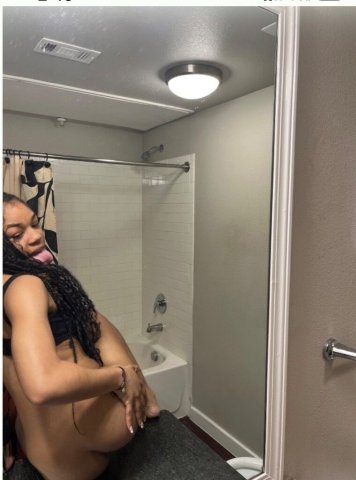 Inland Empire CA Female Escort — overnights, outcalls, happy ending - 1