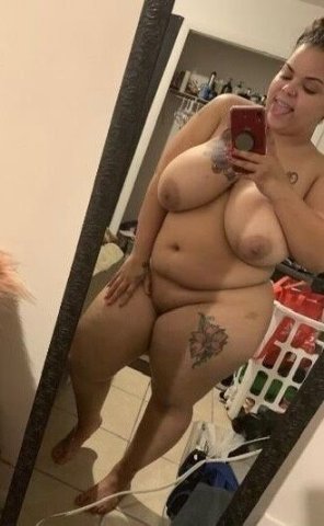 Angela — Short, Plump Escort in Memphis - 1