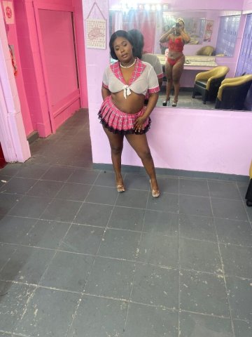 Houston, TX Female Escort — Discreet outcalls with adult services - 1