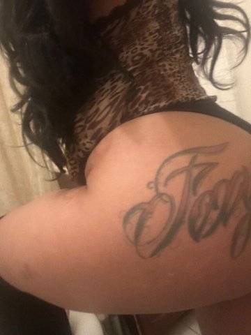 Natural Curvy Redbone Female Escort — Outcall Only - 1
