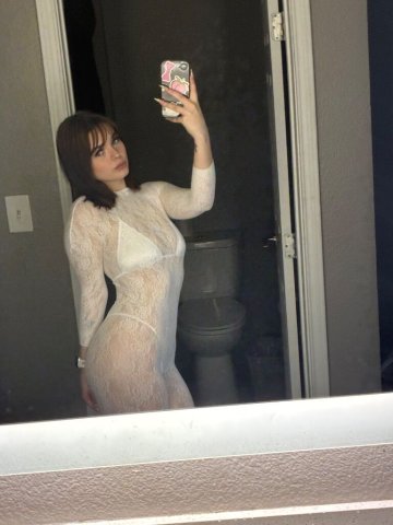 Oklahoma City Playmate Escort — Green-Eyed Petite - 1
