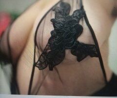 Minneapolis / St. Paul escorts - Minneapolis/St. Paul Female Escort — Discreet Private Incall
