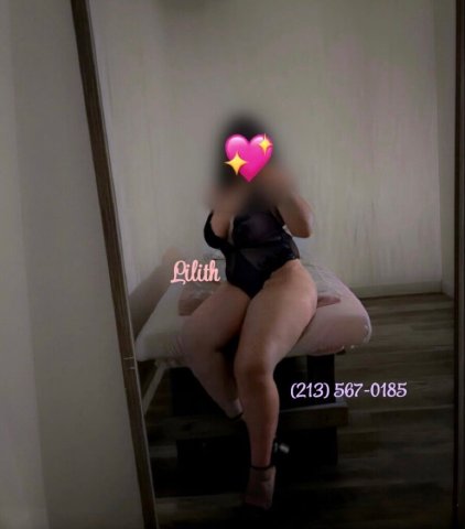 Curvy Latina Escort (DDD) — Incalls Only - 1