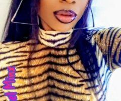 Oakland/East Bay escorts - Hayward/Cali Petite Femme Raquel — Nude Video Chat & Specials